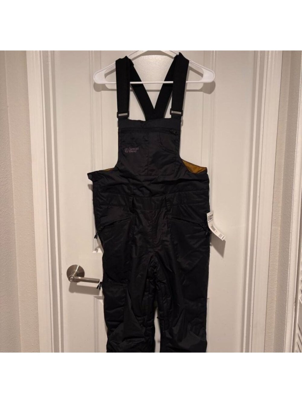 NWT Black Special Blend ski bib with adjustable straps #skiwear #outdoor